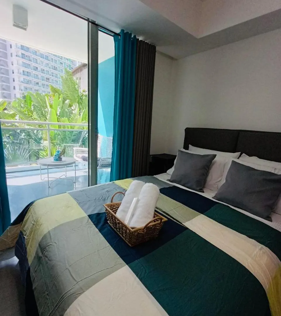 Apart-hotel Maldives Suites, Azure Urban Resorts And Residences Paranaque City