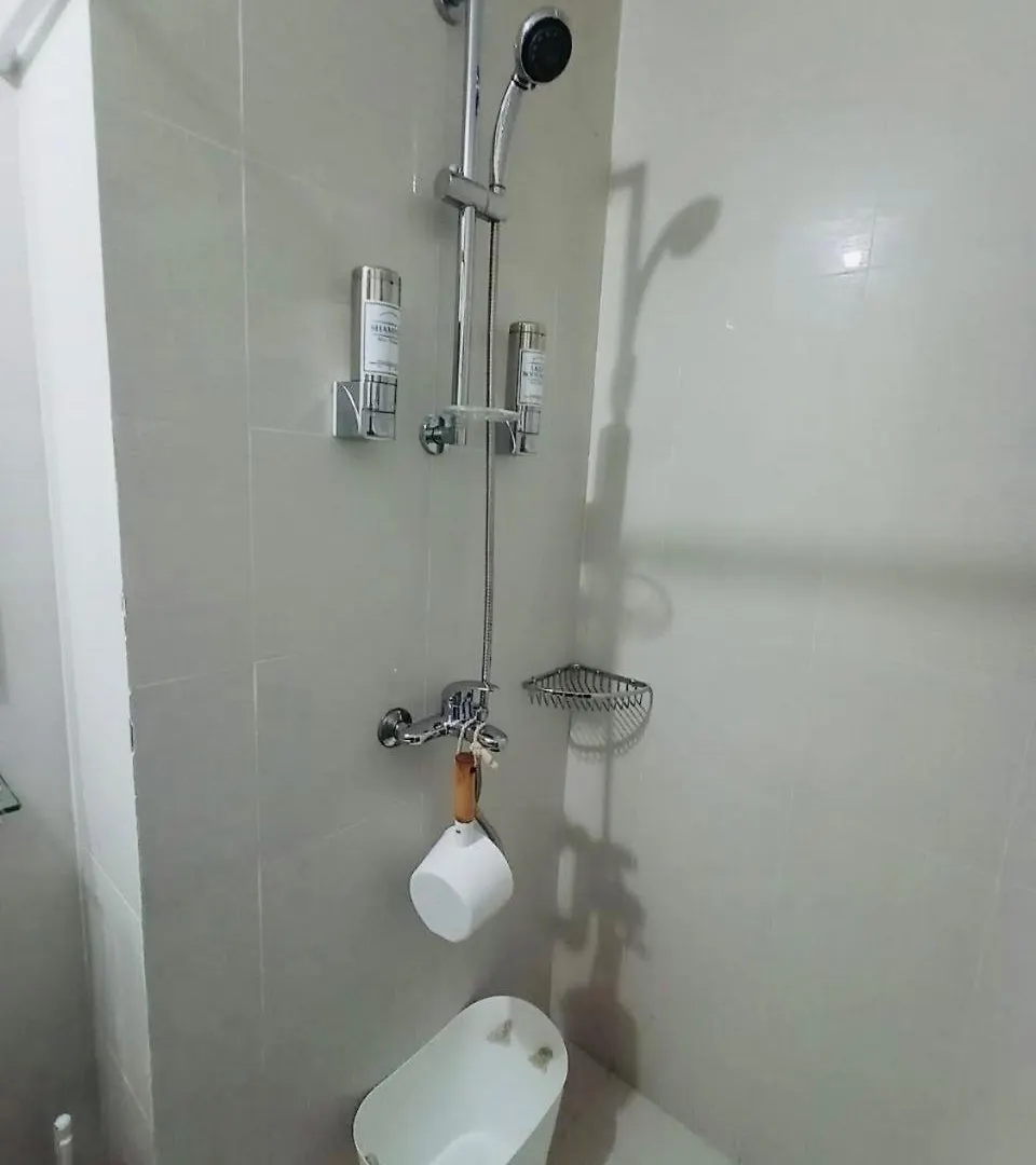 Aparthotel Maldives Suites, Azure Urban Resorts And Residences Paranaque City