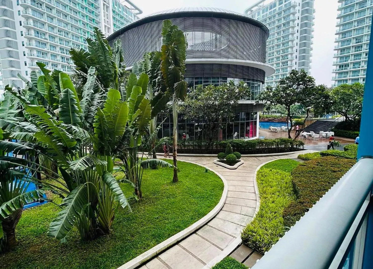 Maldives Suites, Azure Urban Resorts And Residences Paranaque City