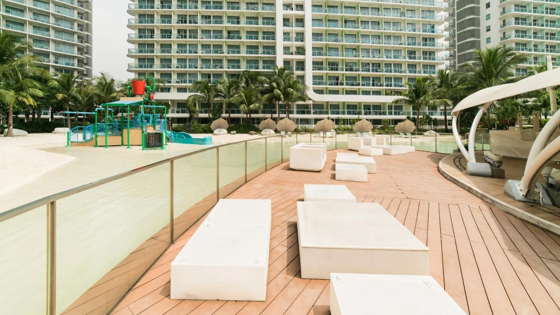 Maldives Suites, Azure Urban Resorts And Residences Paranaque City Philippines